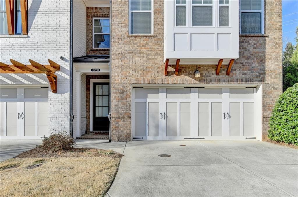 4 bedroom, 4 bathroom, 2,475 sq ft townhouse for sale at 5260 Cresslyn Ridge, Johns Creek, GA 30005 — photo 2