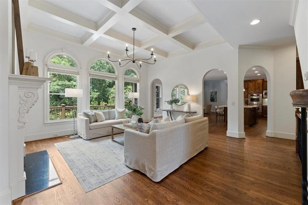 6 bedroom, 8 bathroom, 6,631 sq ft single family residence for sale at 1900 Evergrace Drive, Milton, GA 30009 — photo 8