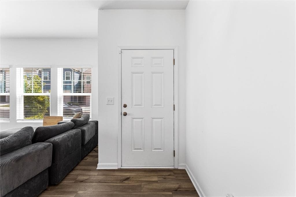 3 bedroom, 3 bathroom, 1,507 sq ft townhouse for sale at 4109 Kingsbere Way 129, Douglasville, GA 30135 — photo 4