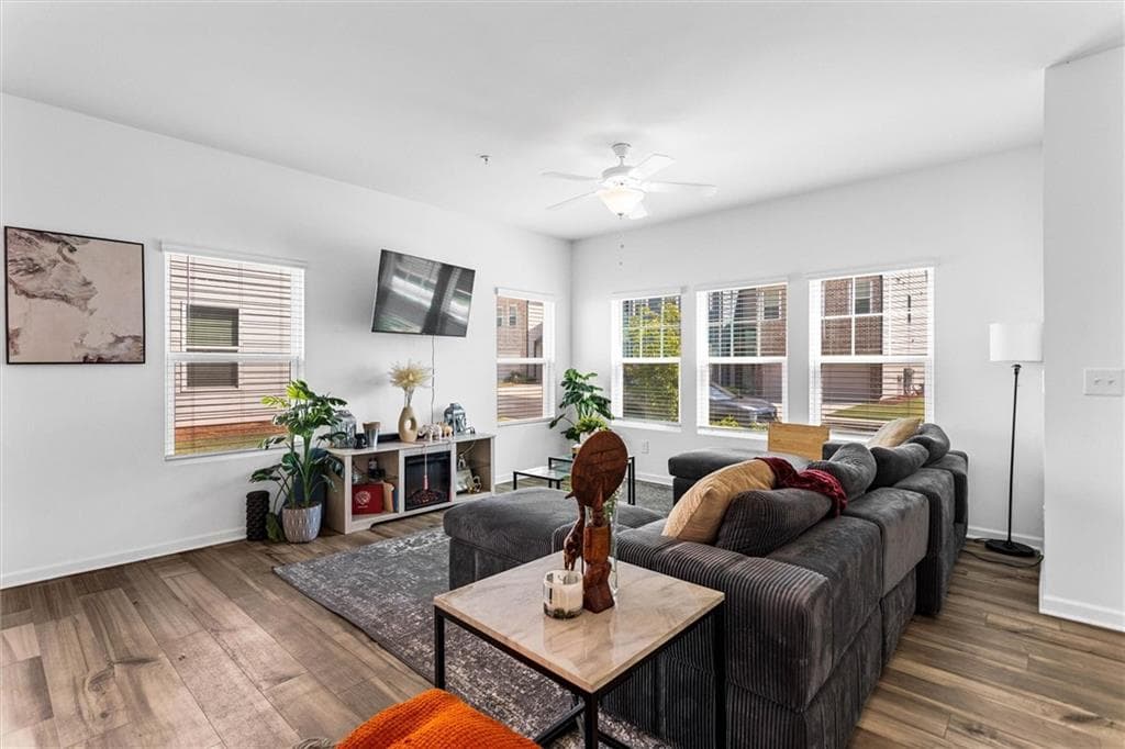 3 bedroom, 3 bathroom, 1,507 sq ft townhouse for sale at 4109 Kingsbere Way 129, Douglasville, GA 30135 — photo 6