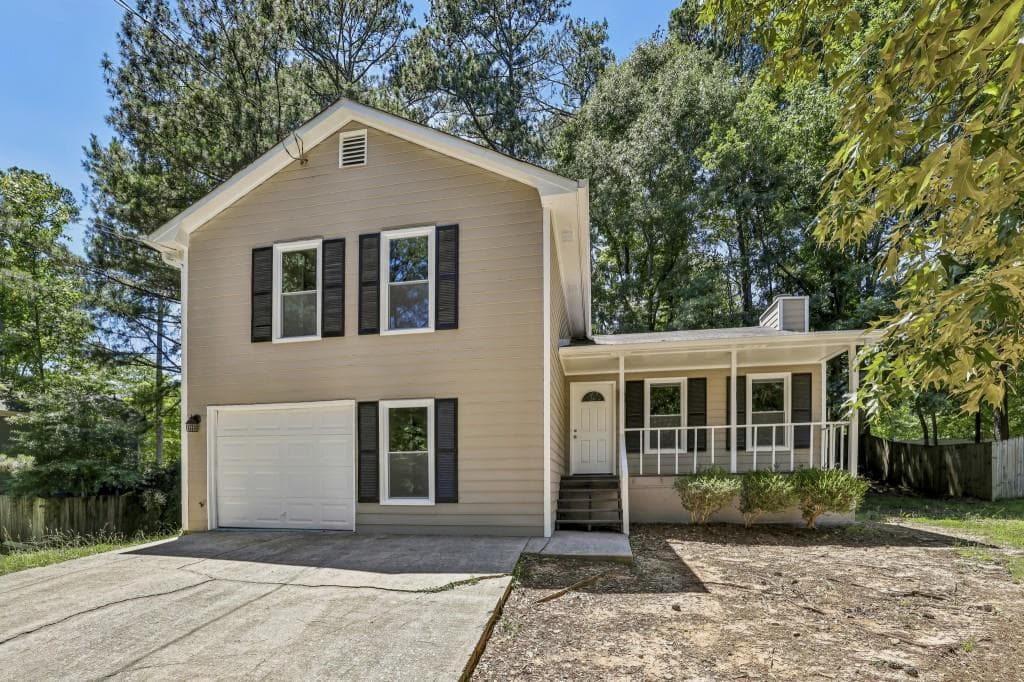 3 bedroom, 2 bathroom, 1,484 sq ft single family residence under contract at 2028 Summertown Drive, Norcross, GA 30071