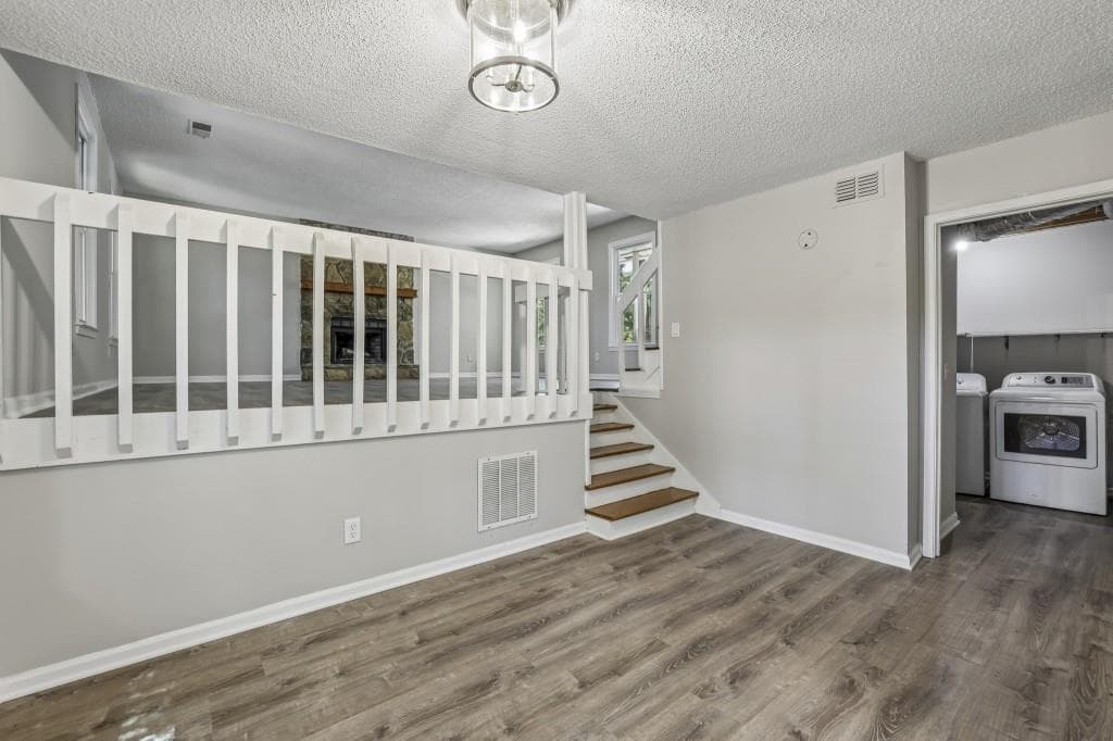 3 bedroom, 2 bathroom, 1,484 sq ft single family residence under contract at 2028 Summertown Drive, Norcross, GA 30071 — photo 10