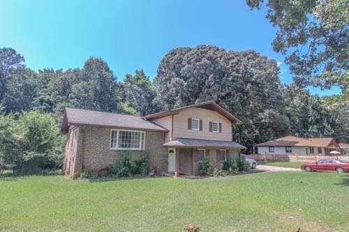 3 bedroom, 3 bathroom, 1,833 sq ft single family residence for sale at 434 Mountain Park Trail, Stone Mountain, GA 30087 — photo 3