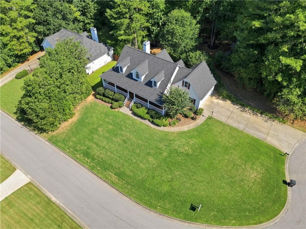 3 bedroom, 3 bathroom, 3,107 sq ft single family residence for sale at 81 Vestry Walk, Douglasville, GA 30134 — photo 4