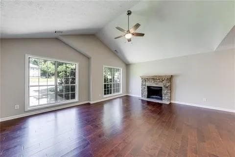 3 bedroom, 3 bathroom, 1,601 sq ft single family residence for sale at 4161 Wyndham Pointe Court, Buford, GA 30519 — photo 4