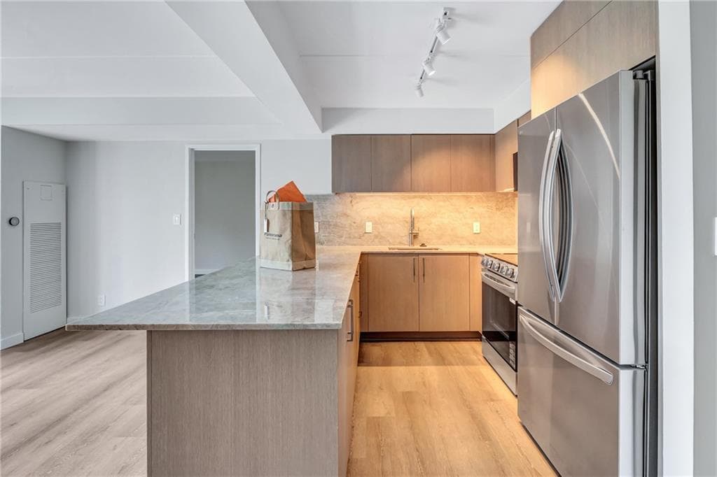 2 bedroom, 2 bathroom, 1,120 sq ft condominium for rent at 2460 Peachtree Road 1513, Atlanta, GA 30305 for $3,650 a month — photo 8