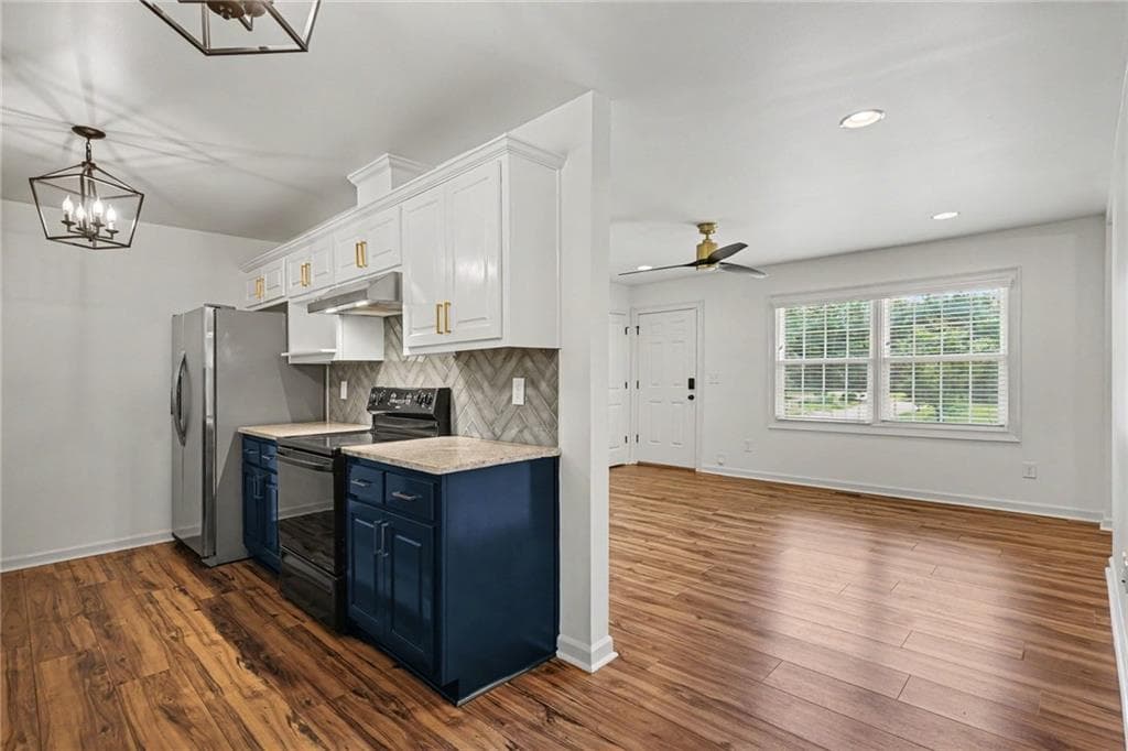 3 bedroom, 2 bathroom, 1,378 sq ft single family residence for sale at 312 W Downing Court, Jonesboro, GA 30238 — photo 5