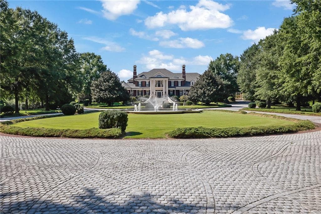 12 bedroom, 21 bathroom, 26,233 sq ft single family residence for sale at 5200 Moore Road, Suwanee, GA 30024 — photo 4