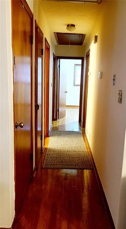 4 bedroom, 2 bathroom, 1,566 sq ft single family residence for sale at 1723 Fort Valley Drive, Atlanta, GA 30311 — photo 9