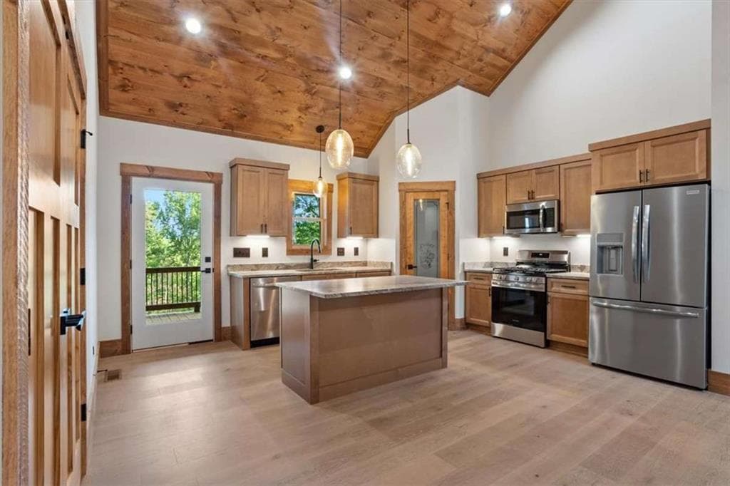 3 bedroom, 2 bathroom, 1,200 sq ft single family residence for sale at 285 Parnell Drive, Ellijay, GA 30540 — photo 10