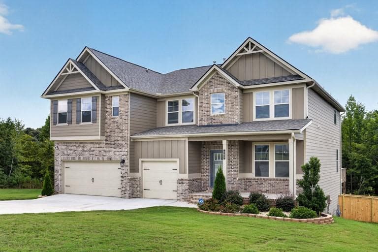 5 bedroom, 5 bathroom, 3,712 sq ft single family residence for sale at 161 Donovan Avenue, Locust Grove, GA 30248 — photo 3