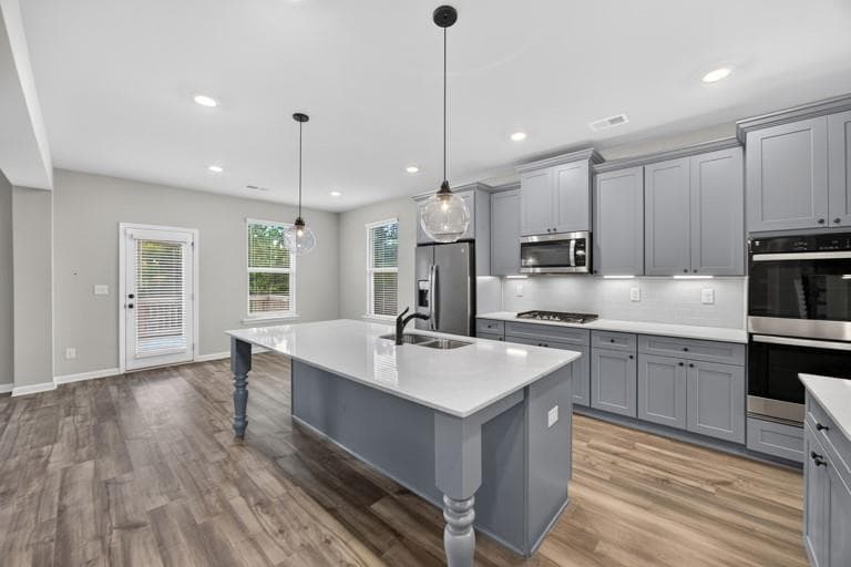 5 bedroom, 5 bathroom, 3,712 sq ft single family residence for sale at 161 Donovan Avenue, Locust Grove, GA 30248 — photo 6