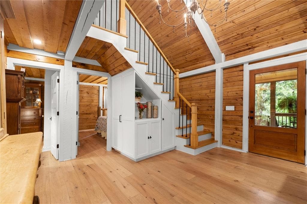 3 bedroom, 2 bathroom, 1,665 sq ft single family residence for sale at 11 Bluebell Circle, Big Canoe, GA 30143 — photo 4