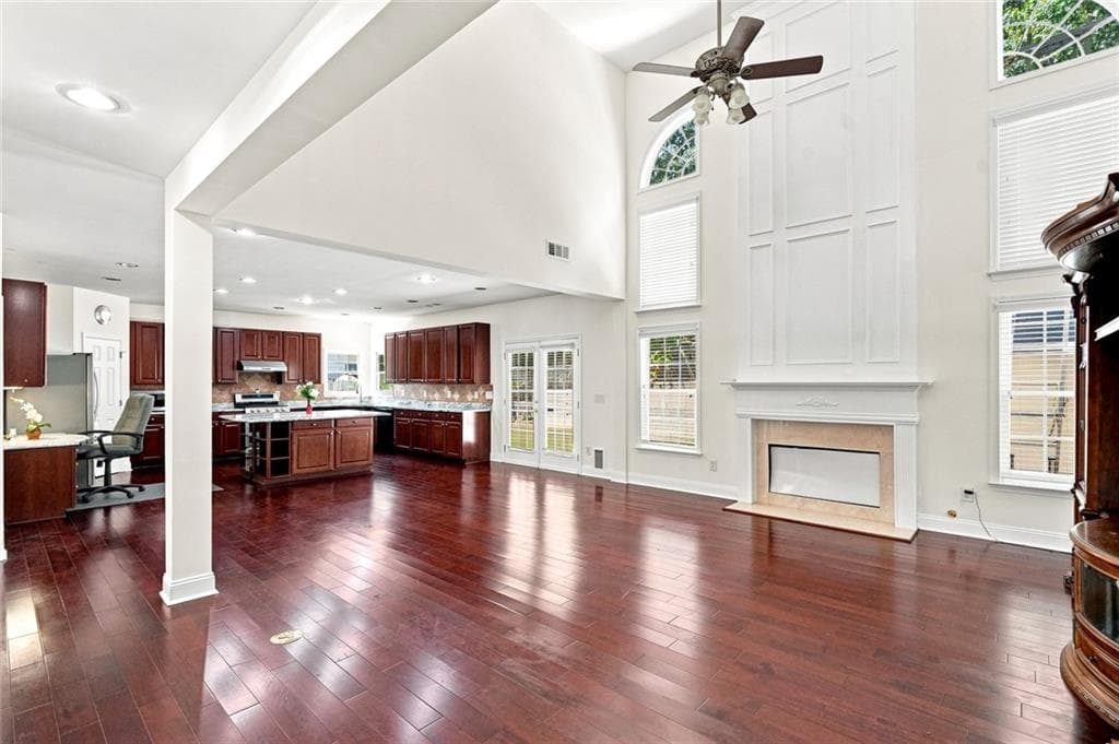 5 bedroom, 4 bathroom, 3,658 sq ft single family residence for sale at 279 Sweet Cane Trail, Grayson, GA 30017 — photo 8