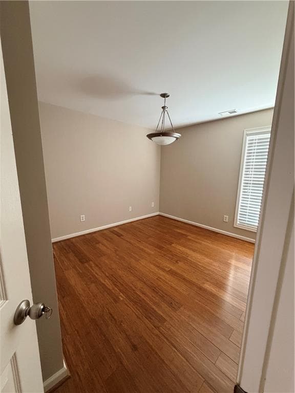 4 bedroom, 3 bathroom, 2,269 sq ft single family residence for rent at 2118 Newbury Oaks Drive, Lawrenceville, GA 30044 for $2,500 a month — photo 6