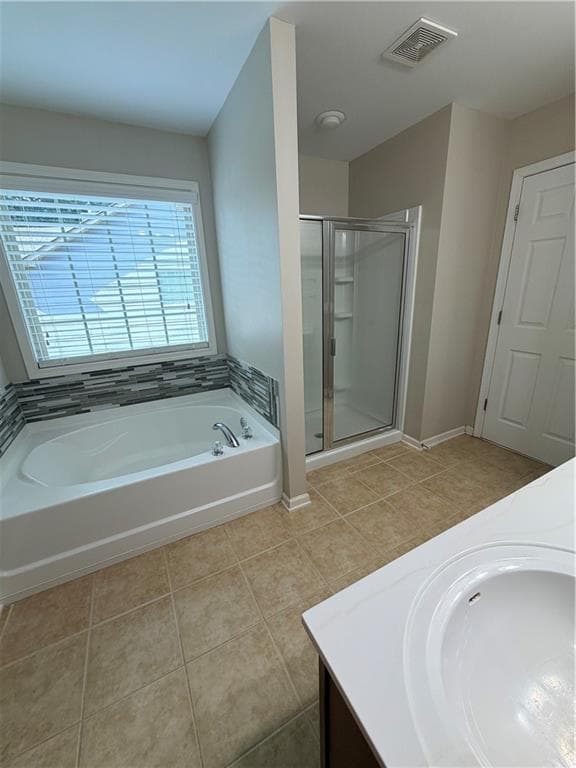 4 bedroom, 3 bathroom, 2,269 sq ft single family residence for rent at 2118 Newbury Oaks Drive, Lawrenceville, GA 30044 for $2,500 a month — photo 8