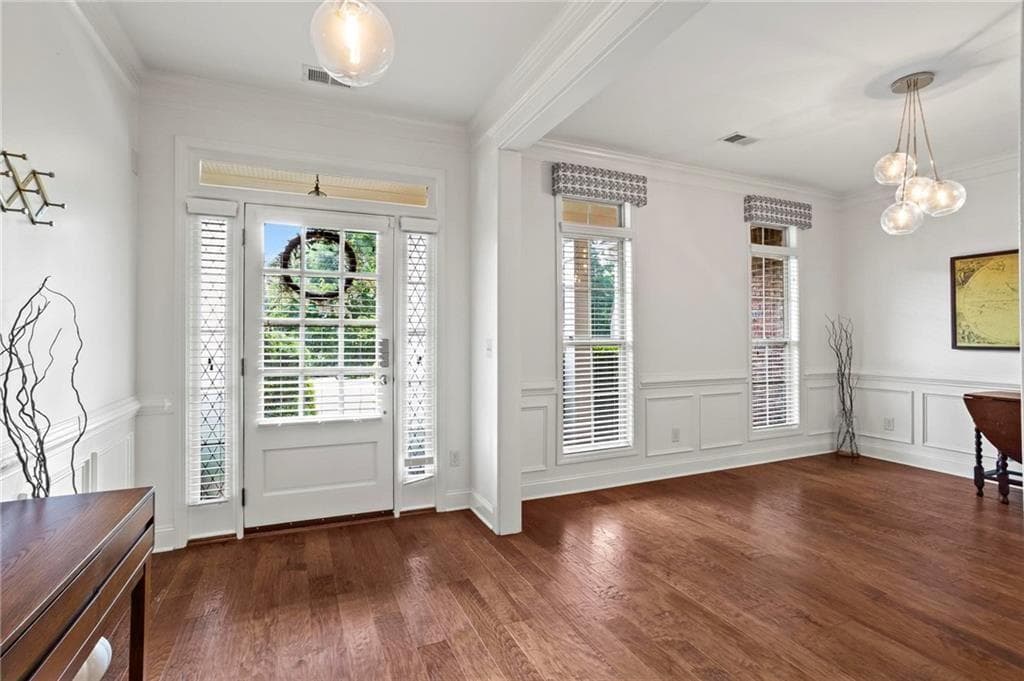 5 bedroom, 3 bathroom, 2,822 sq ft single family residence for sale at 183 Lullwater Lane, Dallas, GA 30132 — photo 4