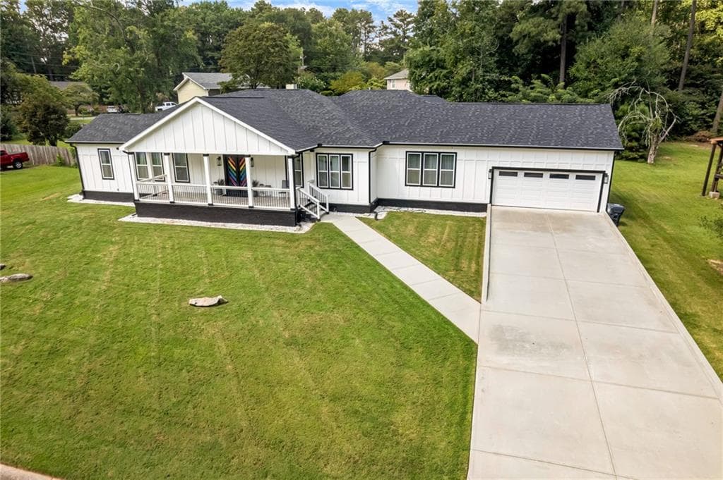 5 bedroom, 5 bathroom, 3,604 sq ft single family residence for sale at 2535 Octavia Lane, Marietta, GA 30062 — photo 4