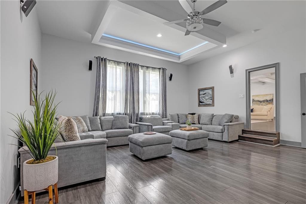 5 bedroom, 5 bathroom, 3,604 sq ft single family residence for sale at 2535 Octavia Lane, Marietta, GA 30062 — photo 9