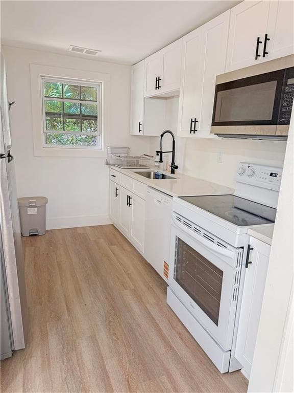 2 bedroom, 1 bathroom single family residence for rent at 2224 Elizabeth Avenue, Smyrna, GA 30080 for $2,200 a month — photo 2