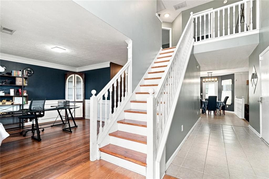 4 bedroom, 3 bathroom, 2,321 sq ft single family residence for sale at 210 Spring Lake Terrace, Covington, GA 30016 — photo 3