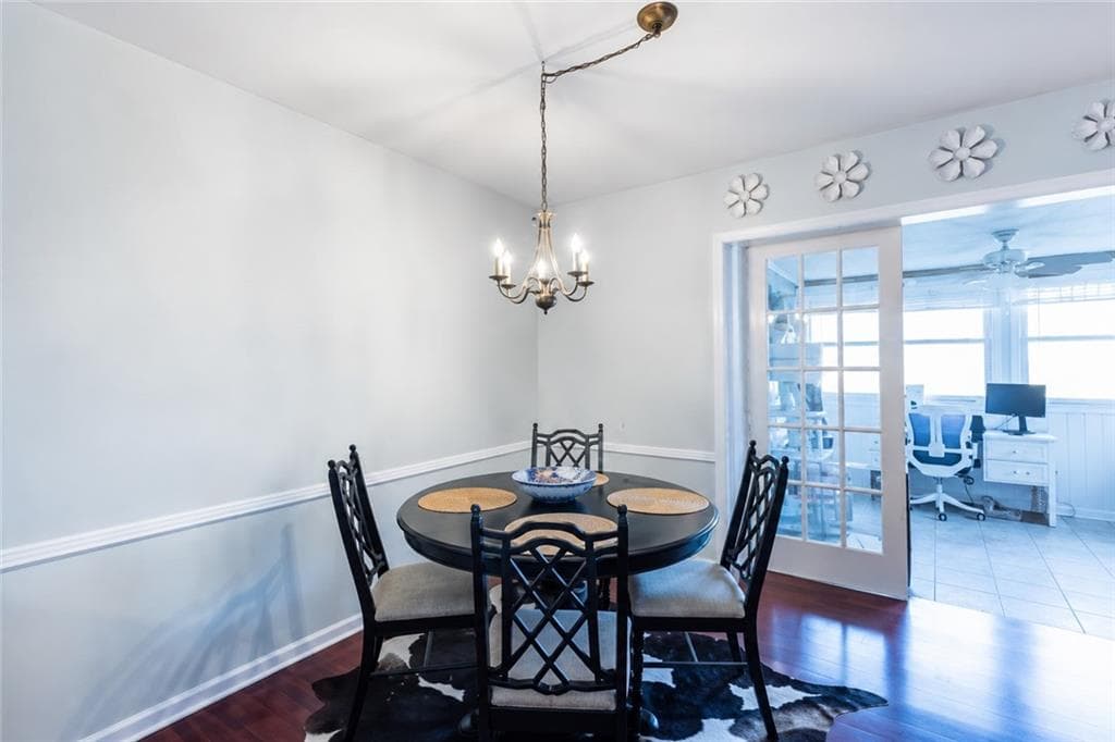 1 bedroom, 1 bathroom, 824 sq ft condominium under contract at 14 Cantey Place, Atlanta, GA 30327 — photo 5