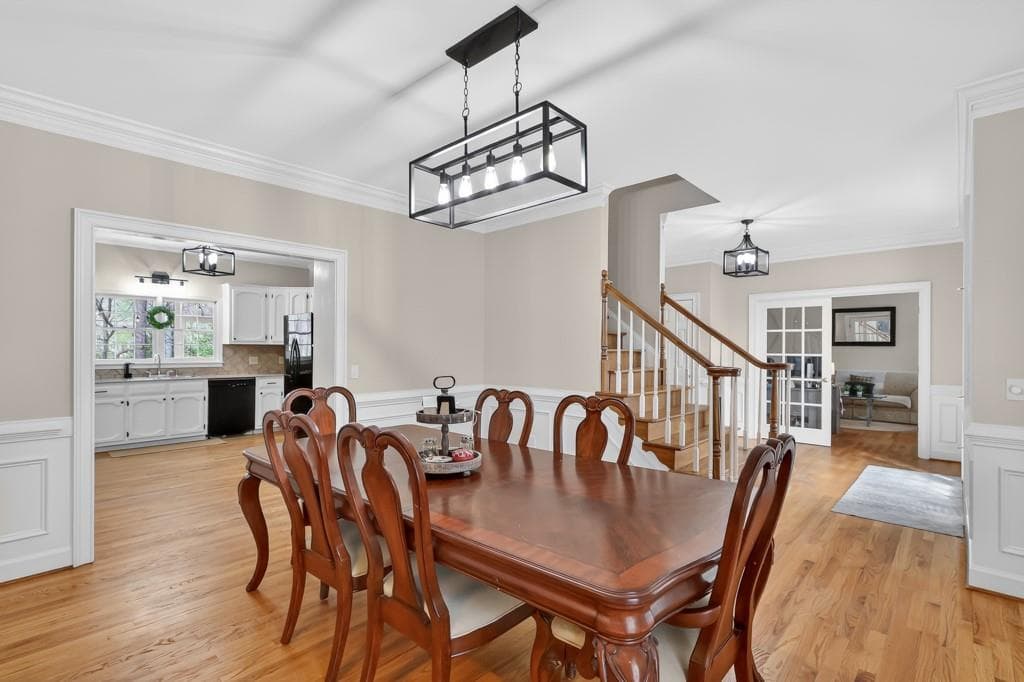 4 bedroom, 3 bathroom, 3,360 sq ft single family residence for sale at 353 Battle Woods Trail, Marietta, GA 30064 — photo 5