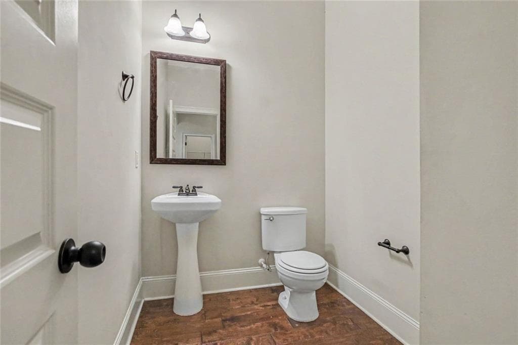 6 bedroom, 4 bathroom, 5,996 sq ft single family residence under contract at 801 Carnegie Court, Locust Grove, GA 30248 — photo 9