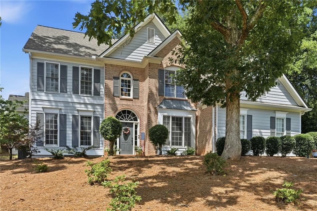 4 bedroom, 3 bathroom, 2,467 sq ft single family residence for sale at 940 River Cove Drive, Dacula, GA 30019 — photo 2