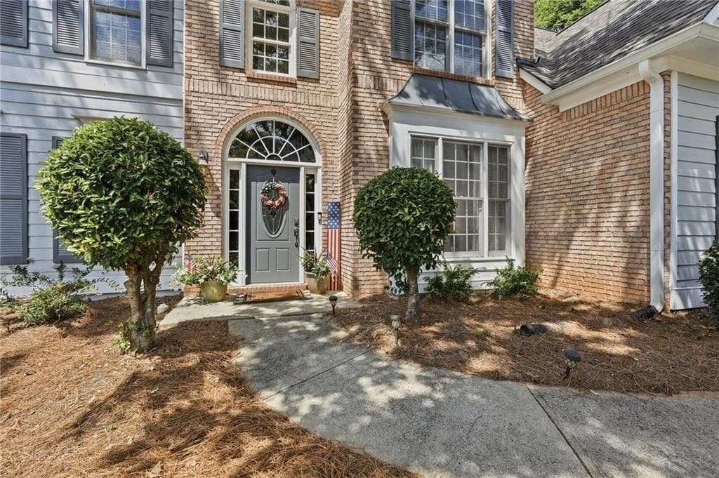4 bedroom, 3 bathroom, 2,467 sq ft single family residence for sale at 940 River Cove Drive, Dacula, GA 30019 — photo 4