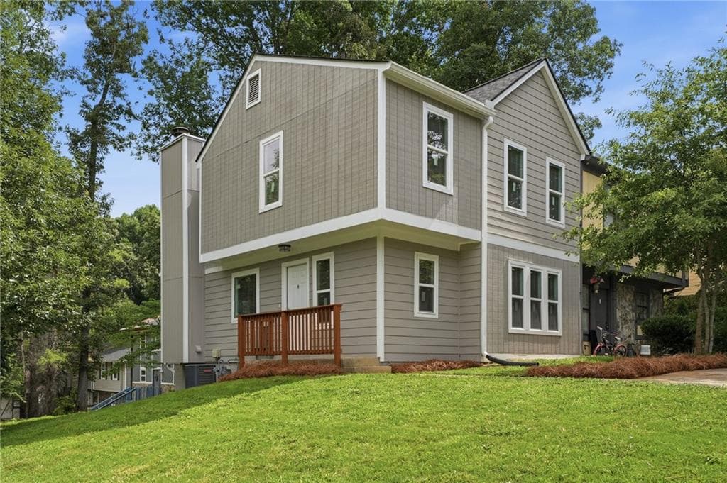 2 bedroom, 2 bathroom, 1,210 sq ft townhouse under contract at 1269 Brookview Lane, Smyrna, GA 30080