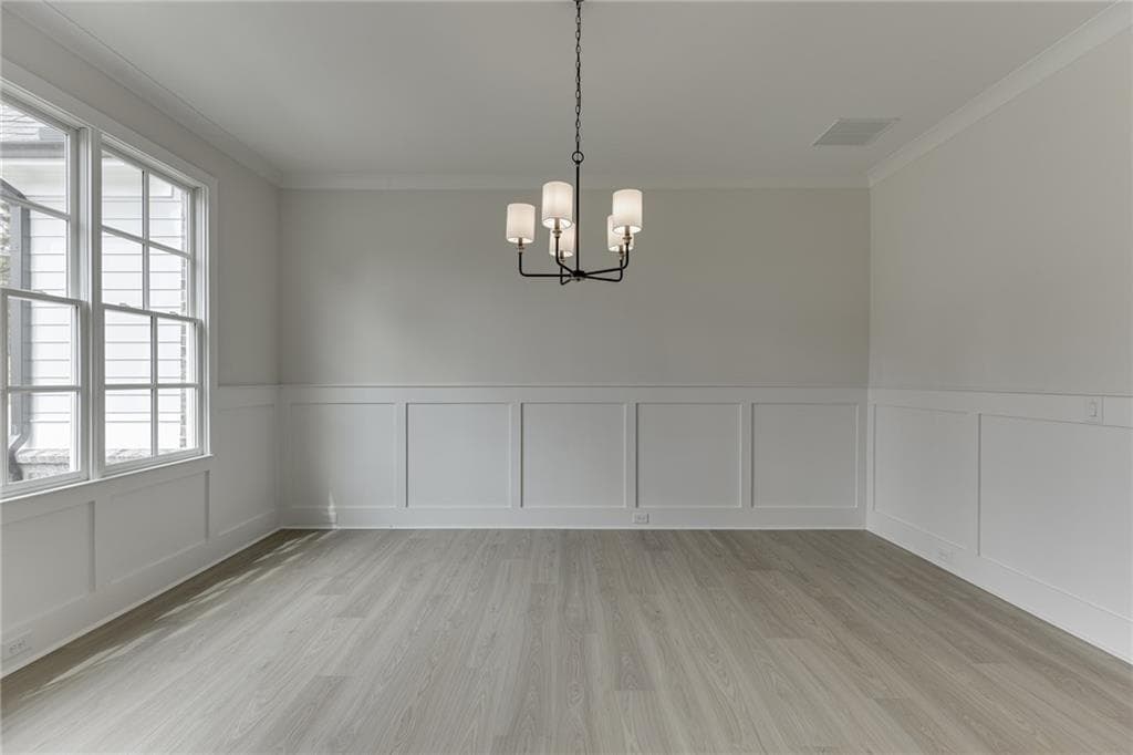 4 bedroom, 4 bathroom, 3,976 sq ft single family residence for sale at 5430 Settingdown Road, Cumming, GA 30041 — photo 8