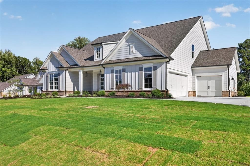 4 bedroom, 3 bathroom, 2,542 sq ft single family residence for sale at 4779 E Reed Road, Gainesville, GA 30507 — photo 5