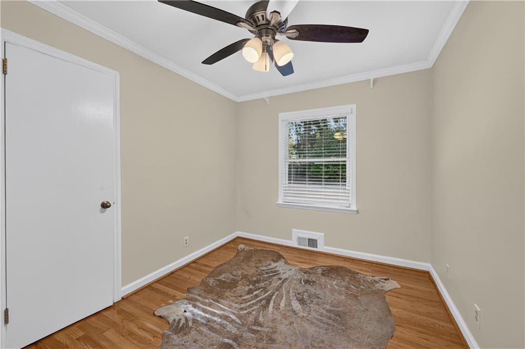 4 bedroom, 3 bathroom, 2,050 sq ft single family residence for sale at 1821 Fernwood Road, Atlanta, GA 30318 — photo 8