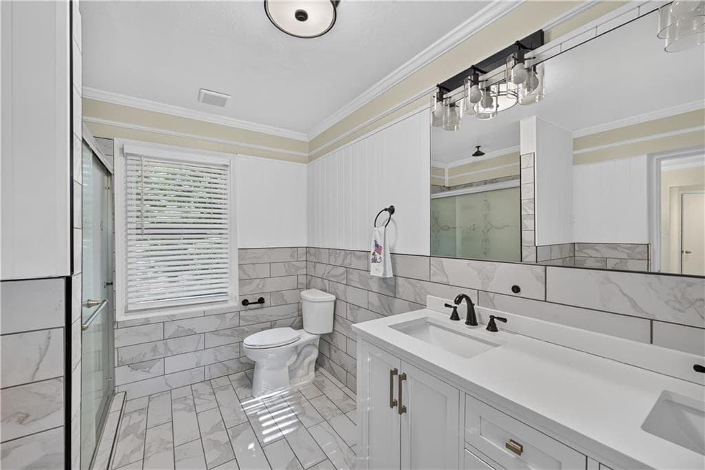 4 bedroom, 3 bathroom, 2,050 sq ft single family residence for sale at 1821 Fernwood Road, Atlanta, GA 30318 — photo 10