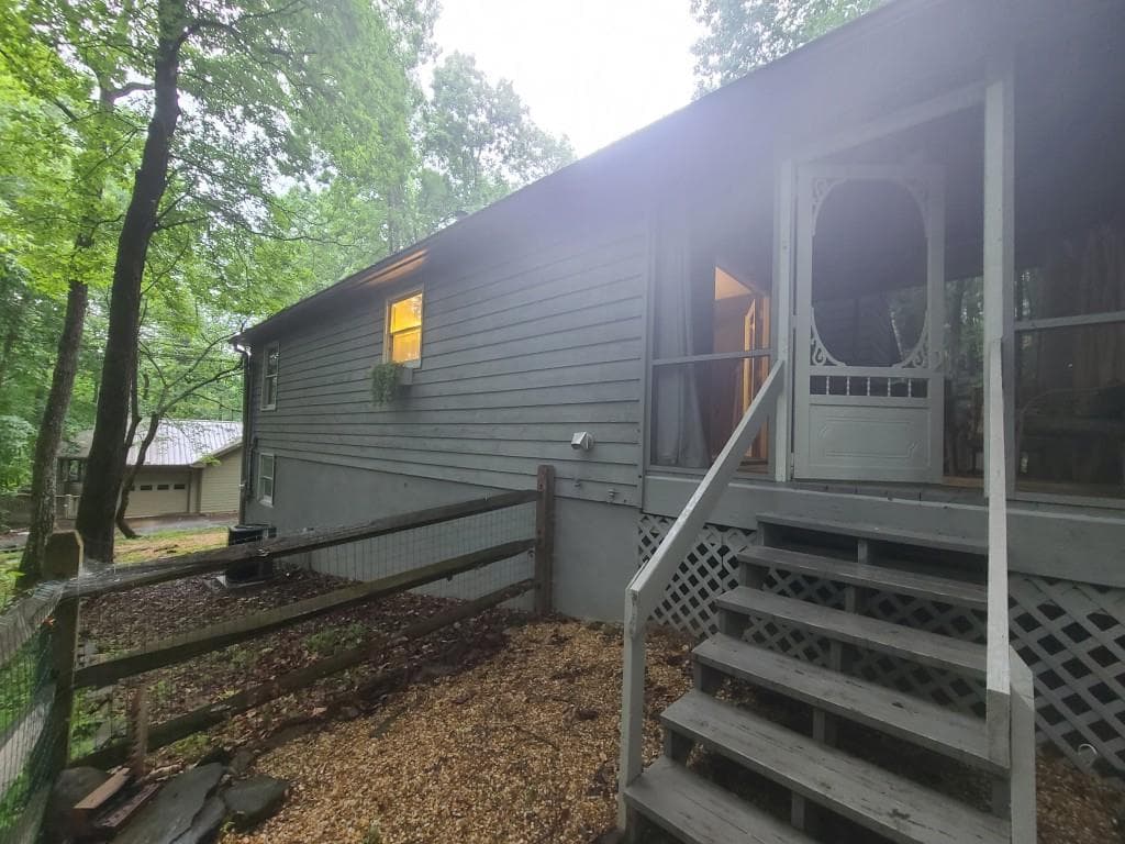 2 bedroom, 2 bathroom, 1,620 sq ft single family residence for rent at 120 Rocky Stream Court, Jasper, GA 30143 for $2,195 a month — photo 5