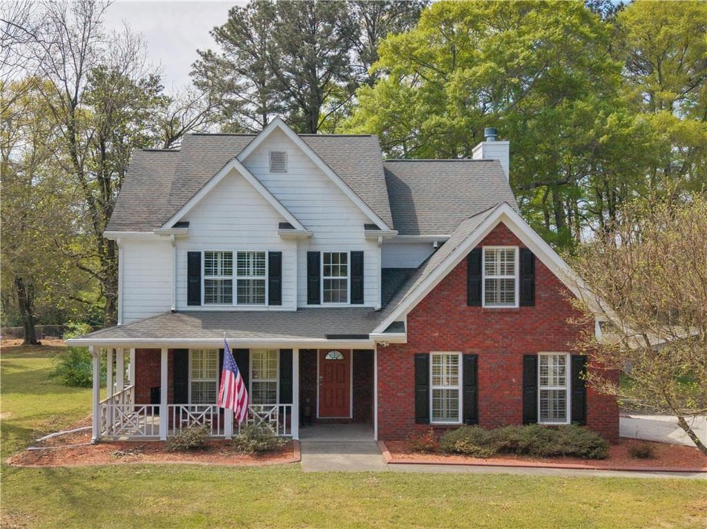 4 bedroom, 3 bathroom, 2,500 sq ft single family residence under contract at 5750 Center Hill Church Road, Loganville, GA 30052 — photo 3