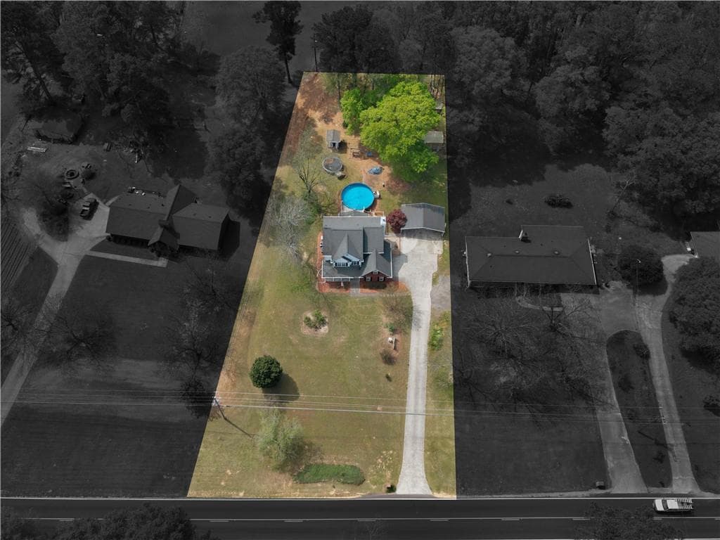4 bedroom, 3 bathroom, 2,500 sq ft single family residence under contract at 5750 Center Hill Church Road, Loganville, GA 30052 — photo 5