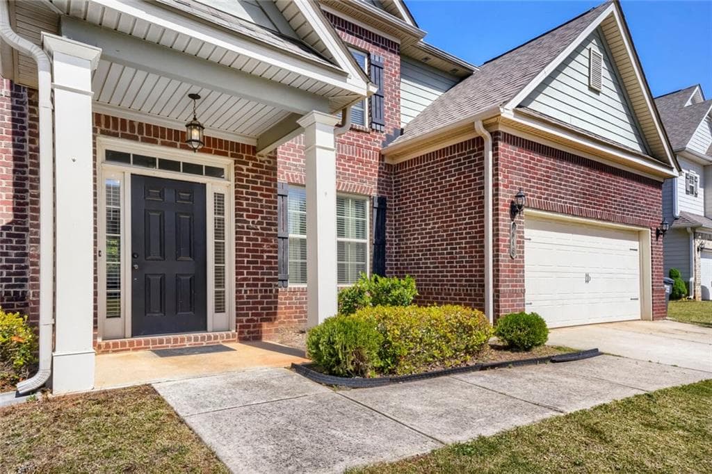 5 bedroom, 4 bathroom, 3,736 sq ft single family residence for sale at 445 Piedmont Circle, Covington, GA 30016 — photo 3