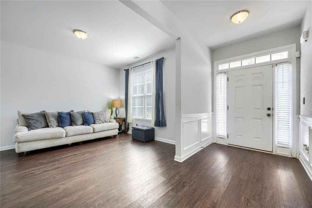 5 bedroom, 4 bathroom, 3,736 sq ft single family residence for sale at 445 Piedmont Circle, Covington, GA 30016 — photo 4