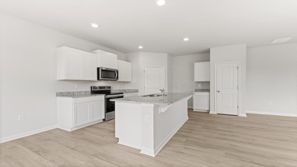 3 bedroom, 3 bathroom, 1,749 sq ft single family residence for sale at 8162 Coldstream Drive, Fairburn, GA 30213 — photo 6