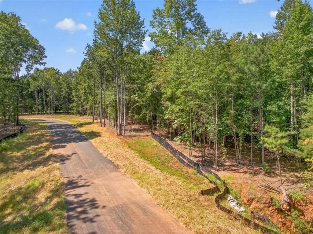 single family residence for sale at 5557 Shadburn Ferry Road, Buford, GA 30518 — photo 7