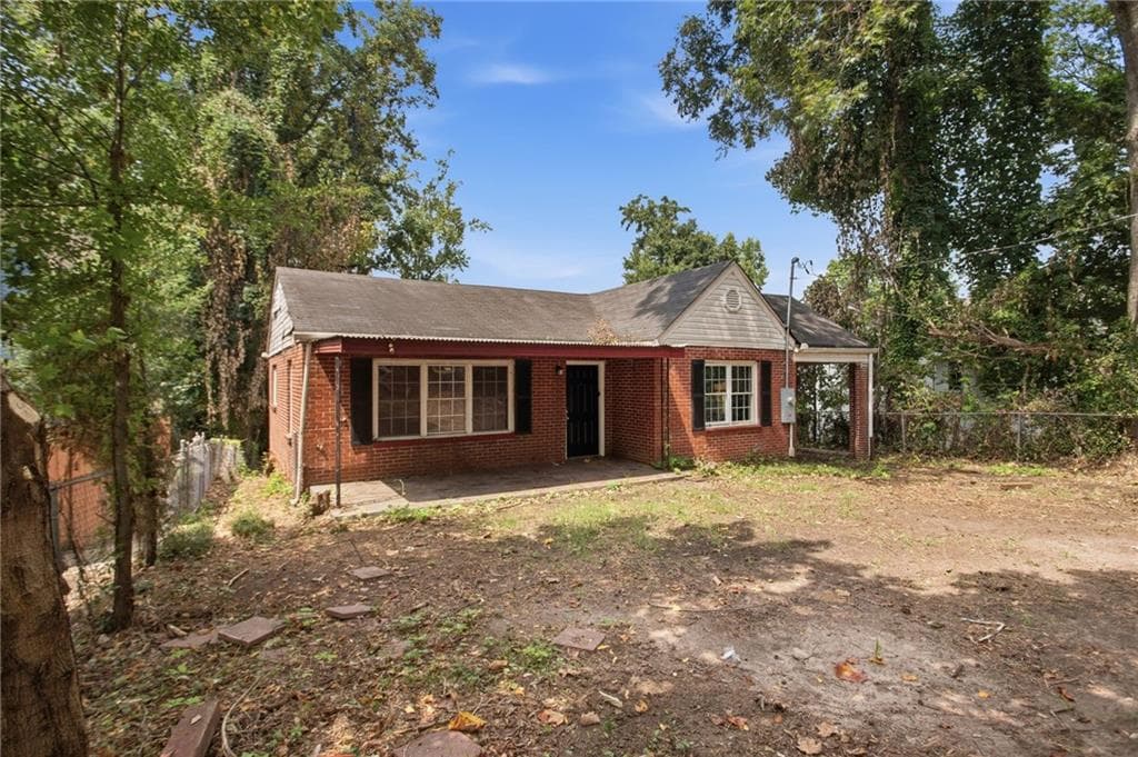 2 bedroom, 1 bathroom, 1,085 sq ft single family residence for sale at 1437 Bouldercrest Road, Atlanta, GA 30316 — photo 2
