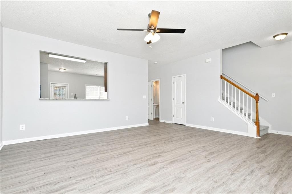3 bedroom, 3 bathroom, 1,530 sq ft single family residence for rent at 8643 Thomas Lane, Riverdale, GA 30274 for $1,520 a month — photo 4