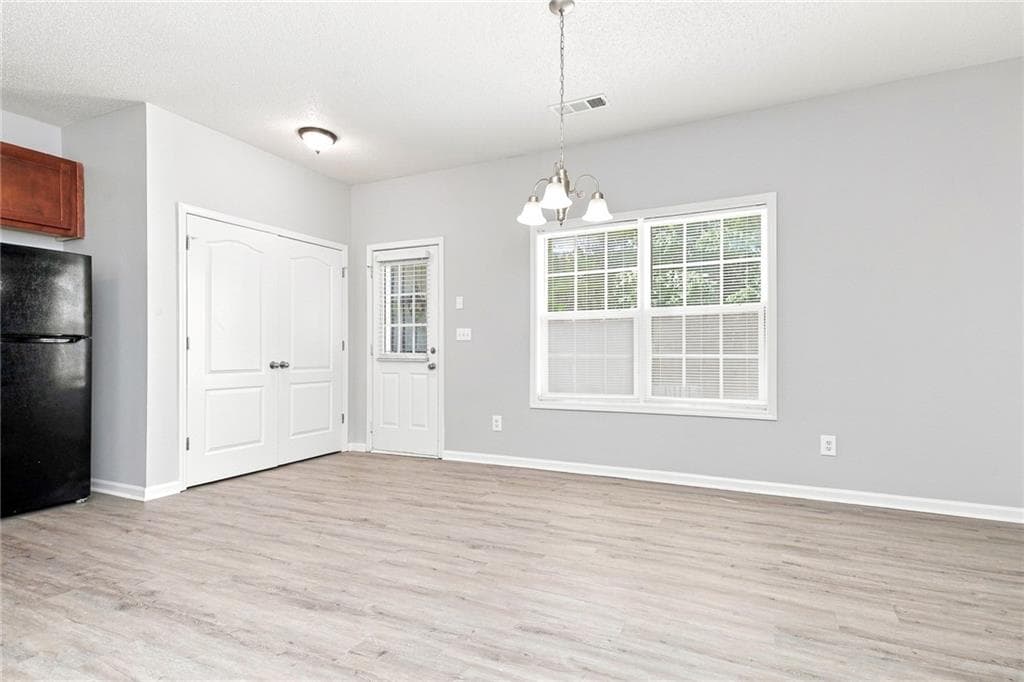3 bedroom, 3 bathroom, 1,530 sq ft single family residence for rent at 8643 Thomas Lane, Riverdale, GA 30274 for $1,520 a month — photo 6