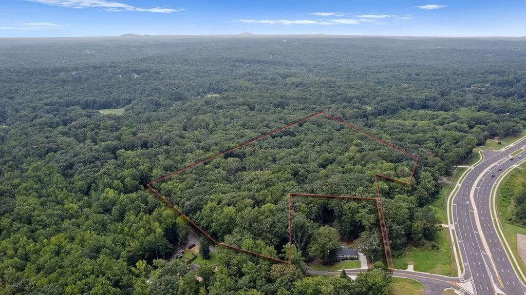 single family residence for sale at 170 Wheeler Martin Drive, Canton, GA 30115 — photo 3