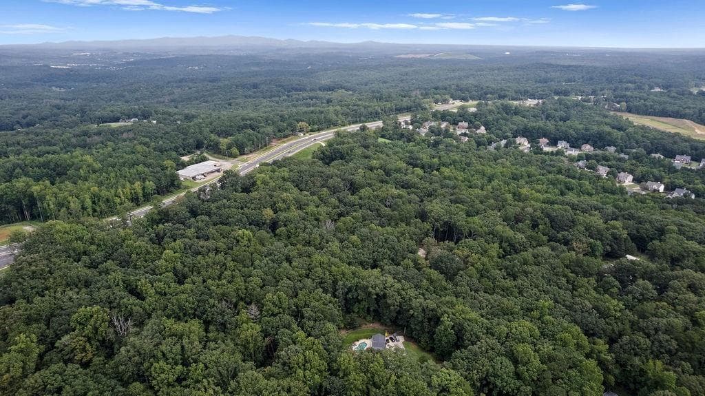 single family residence for sale at 170 Wheeler Martin Drive, Canton, GA 30115 — photo 6