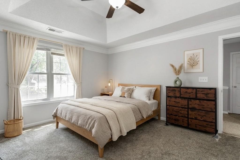 4 bedroom, 3 bathroom, 1,548 sq ft single family residence for sale at 5775 River Ridge Lane, Sugar Hill, GA 30518 — photo 4