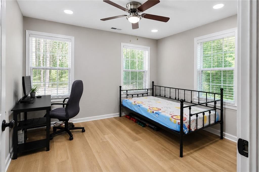 4 bedroom, 3 bathroom, 1,548 sq ft single family residence for sale at 5775 River Ridge Lane, Sugar Hill, GA 30518 — photo 9