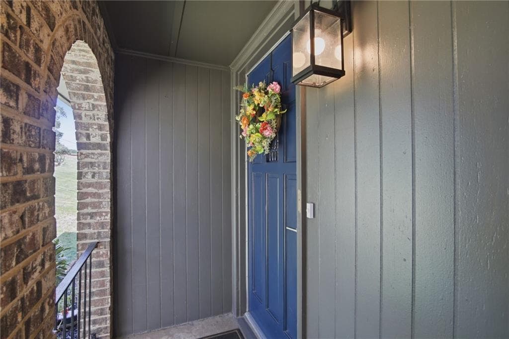 4 bedroom, 3 bathroom, 3,430 sq ft single family residence under contract at 5636 Crestwood Drive, Stone Mountain, GA 30087 — photo 4